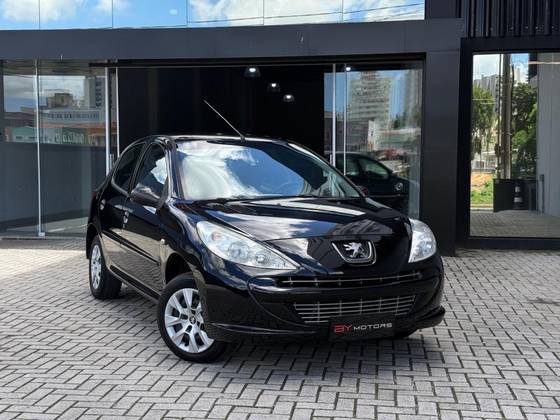 PEUGEOT 207 1.4 XR 8V FLEX 4P MANUAL PEUGEOT 207 1.4 XR 8V FLEX 4P MANUAL